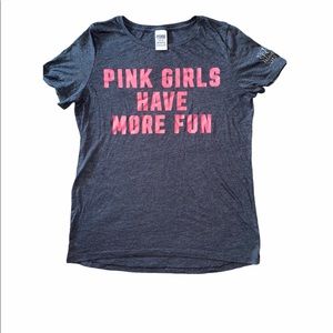 ⭐️⭐️PINK Victoria secret tee⭐️⭐️